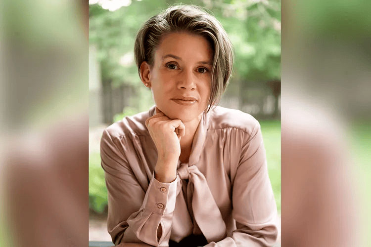 Dr. Lauren Shaw, Psy.D.